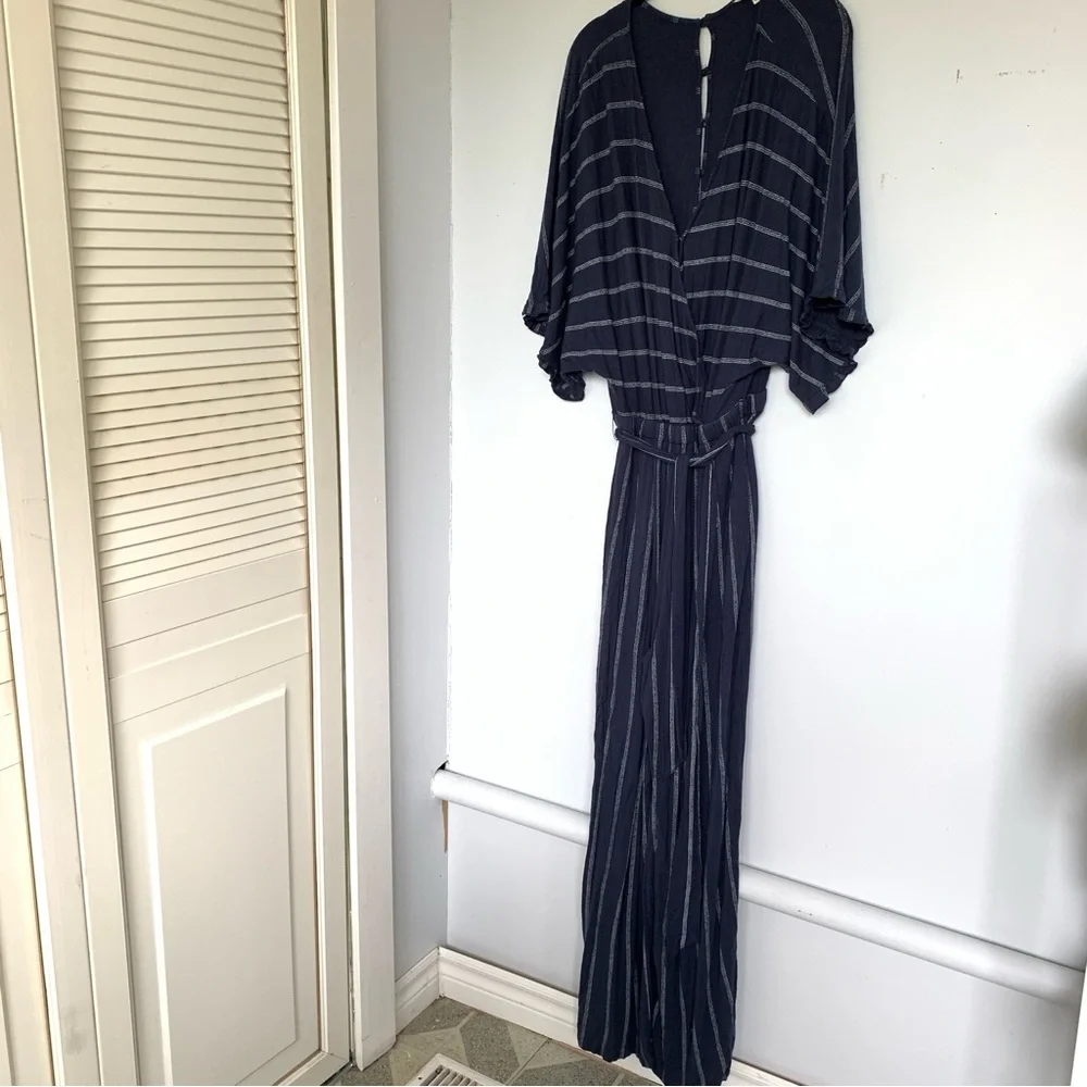 AMERICAN EAGLE OUTFITTERS PIN-STRIPE JUMPSUIT - Picture 2 of 11